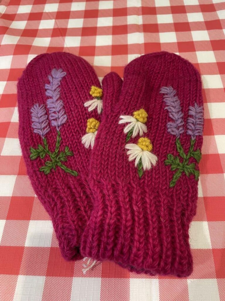 ハンドウォーマーハーブ刺繡・ワイン商品画像
