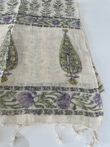 ブロックプリント・リトルフラワー柄アップ